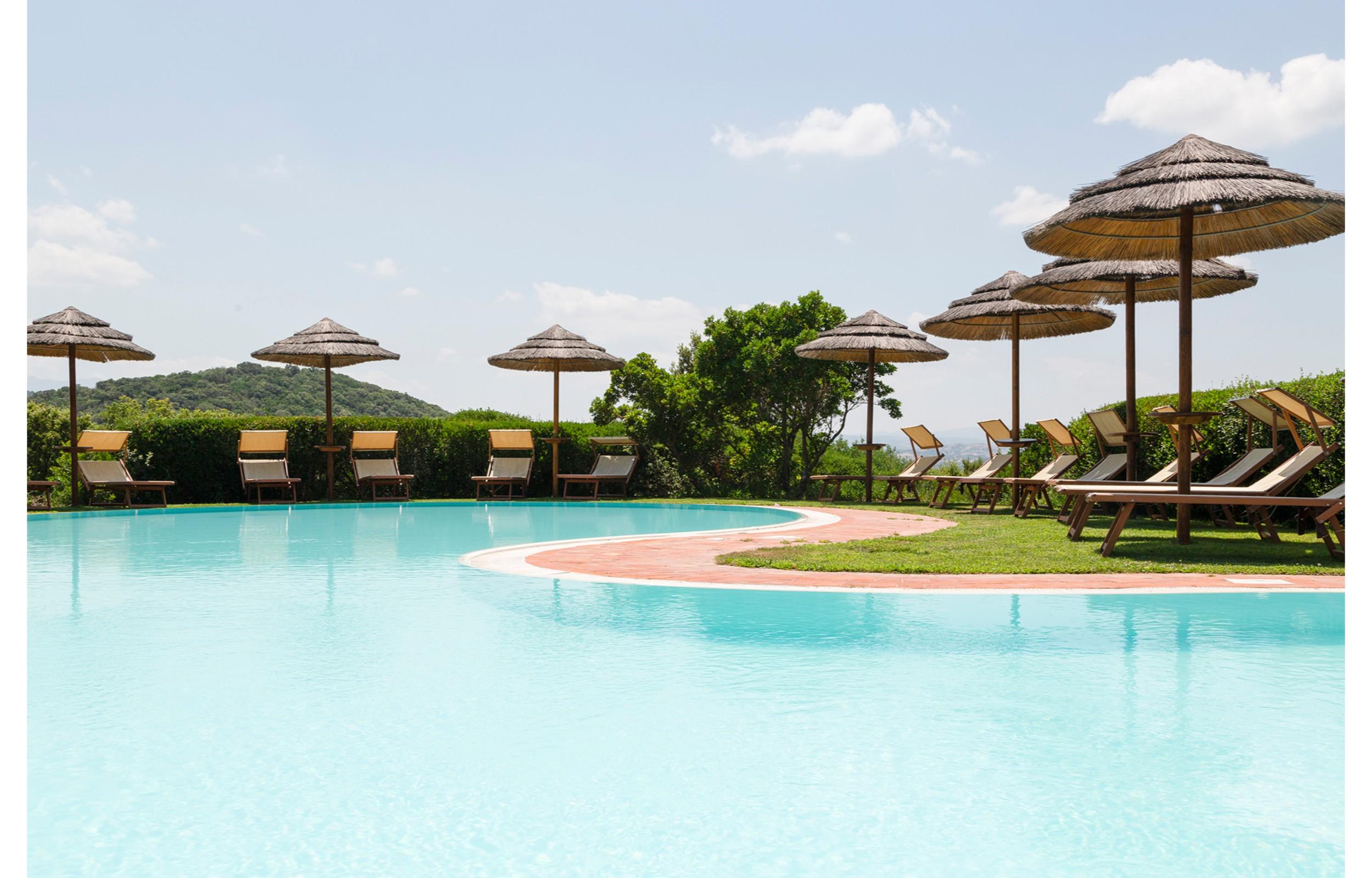 Hotel Aldiola Country Resort Сант'Антоніо-ді-Галлура Екстер'єр фото