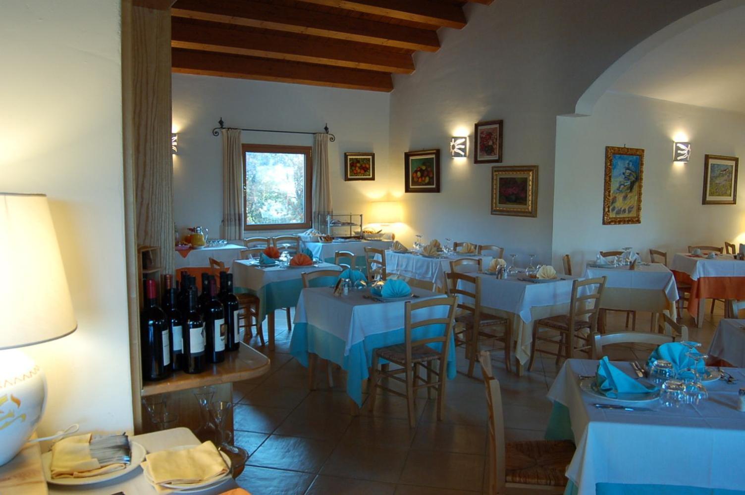 Hotel Aldiola Country Resort Сант'Антоніо-ді-Галлура Екстер'єр фото
