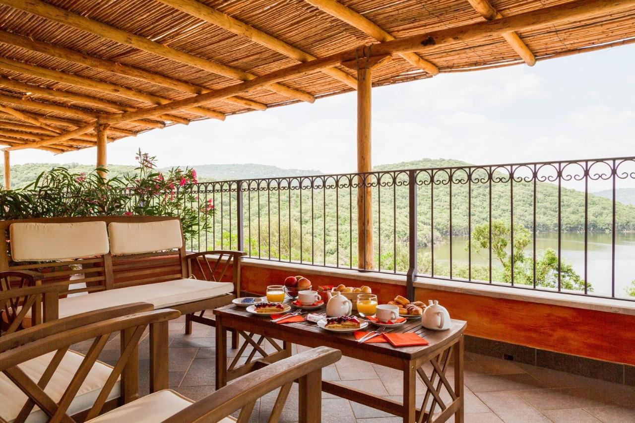 Hotel Aldiola Country Resort Сант'Антоніо-ді-Галлура Екстер'єр фото